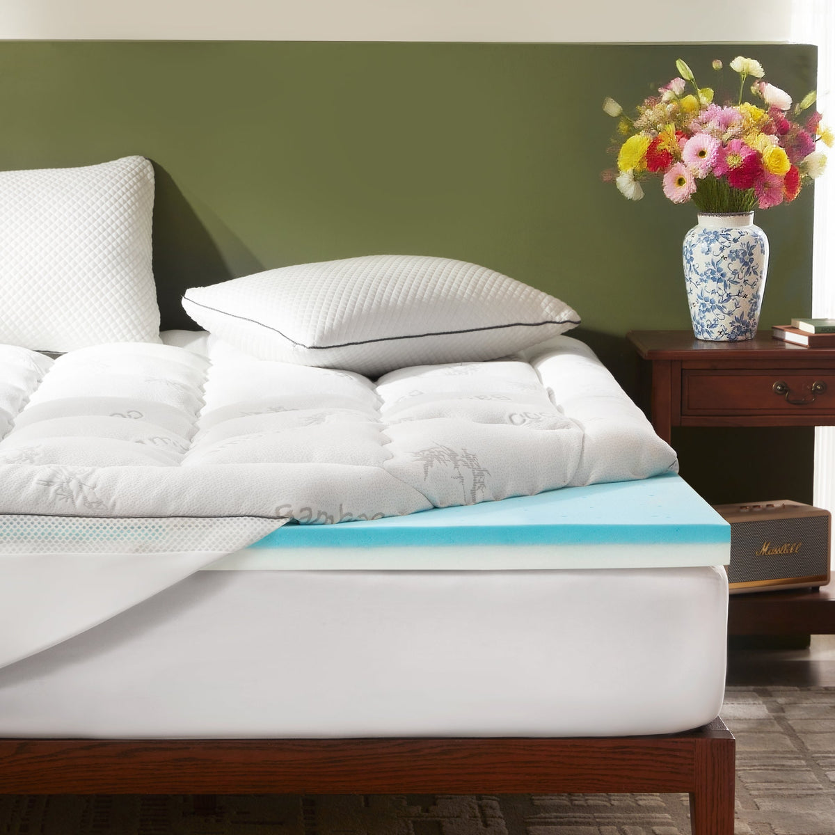 Gel memory foam layer of the cooling mattress topper, white