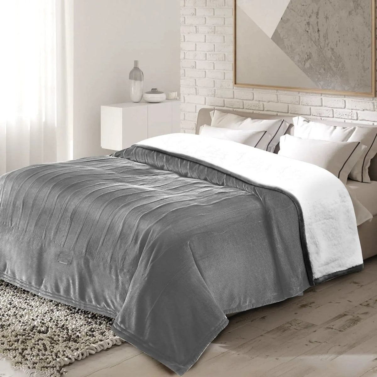 Vera Electric Heated Fleece Blanket, 10 Levels